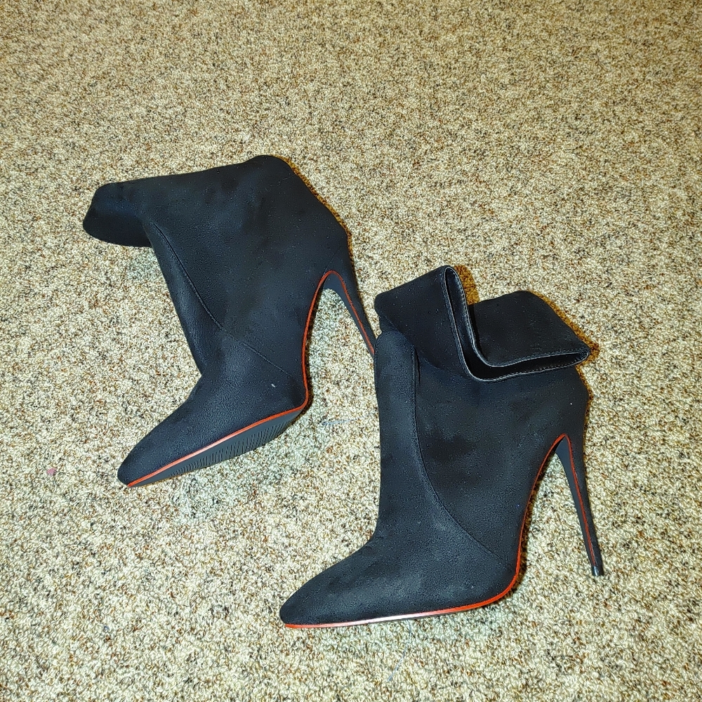 Women s Faux Suede Ankle Bootie